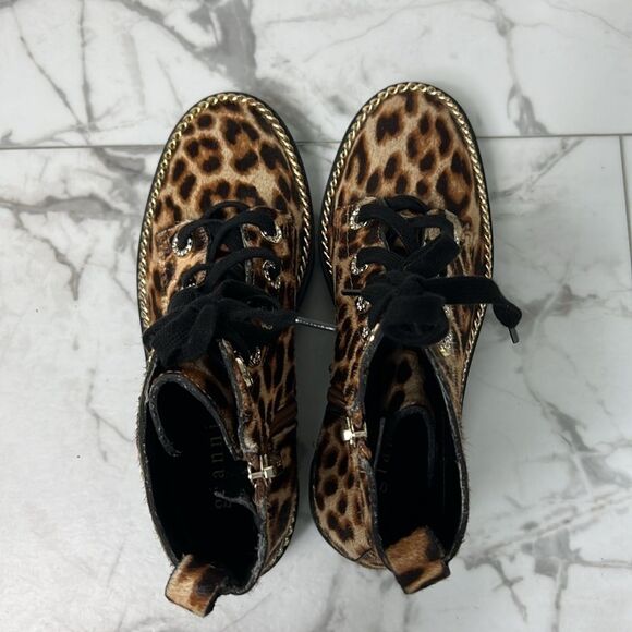 Gianni Bini Leopard Print Calf Hair Lace Up Ankle Boots Size 6.5 - Picture 5 of 10
